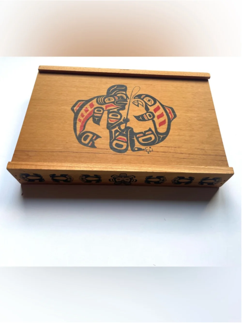 Vintage Northwest Haida Cedar Box Cedar Wood Art Indigenous Decor Hand-Painted